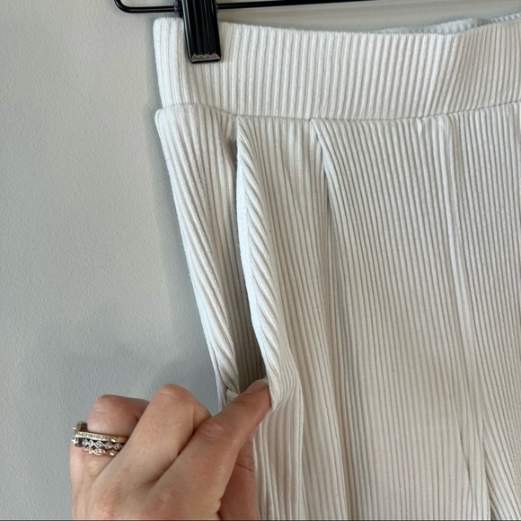 Heather Super High Rise Ribbed Leggings - Cream - Picture 3 of 7